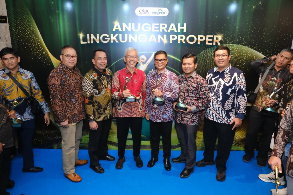 Dari Sampah Kelapa ke Aksi Iklim: Solusi Bangun Andalas Raih PROPER Hijau 2025