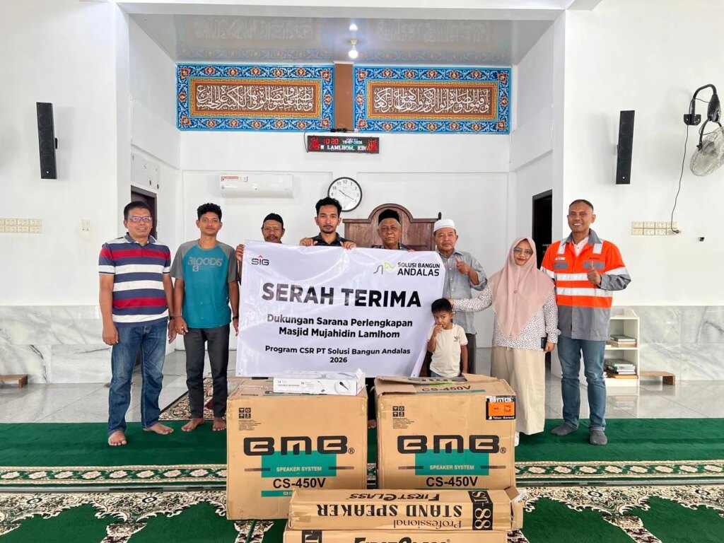 Berikan Bantuan Perlengkapan Ibadah, Solusi Bangun Andalas Perkuat Peran Masjid dalam Kerohanian dan Pengembangan Sosial Masyarakat