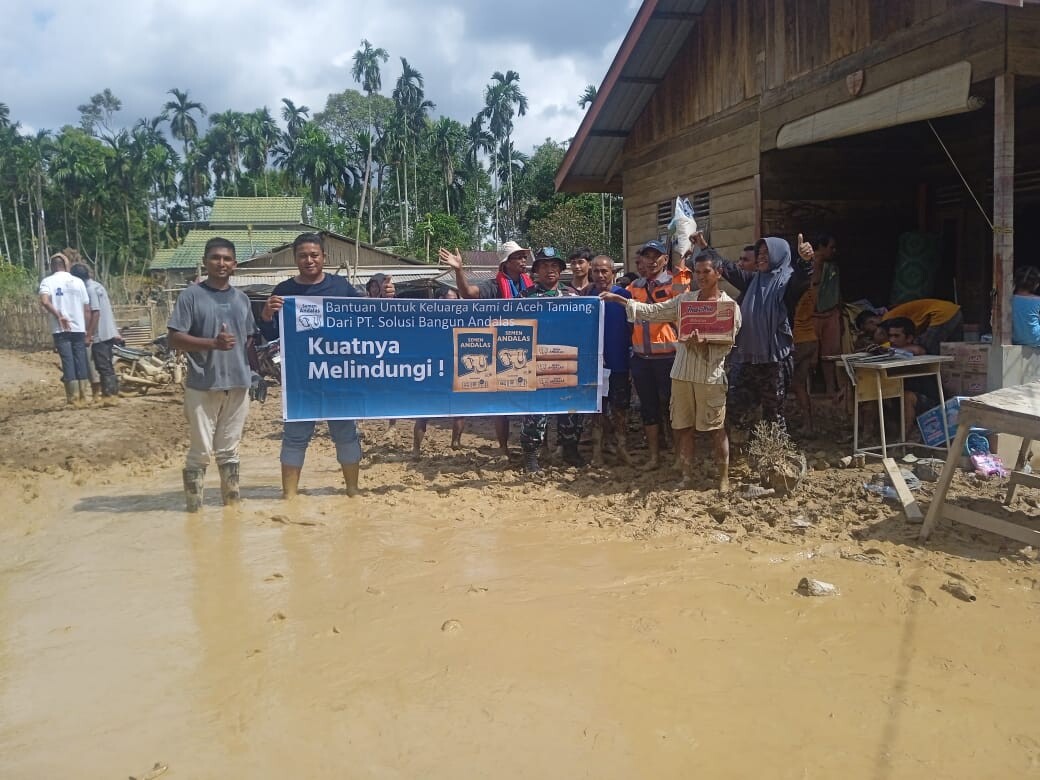 Solusi Bangun Andalas Perluas Jangkauan Bantuan ke Lebih Banyak Warga Termasuk Wartawan di 18 Kabupaten Terdampak Banjir di Aceh